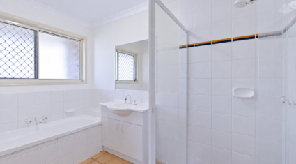 8 Hoddle Court ROTHWELL , QLD 4022 AU