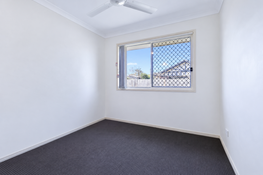 8 Hoddle Court ROTHWELL , QLD 4022 AU