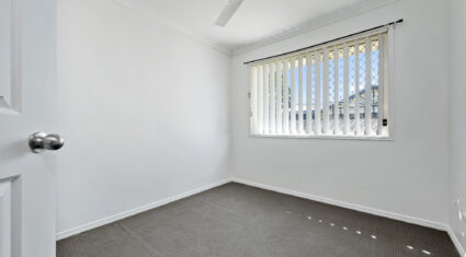 8 Hoddle Court ROTHWELL , QLD 4022 AU