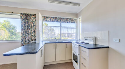 1/2 Upton Street NUNDAH , QLD 4012 AU