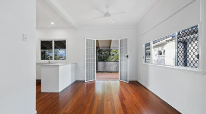 31 Gatwick Street STAFFORD HEIGHTS , QLD 4053 AU