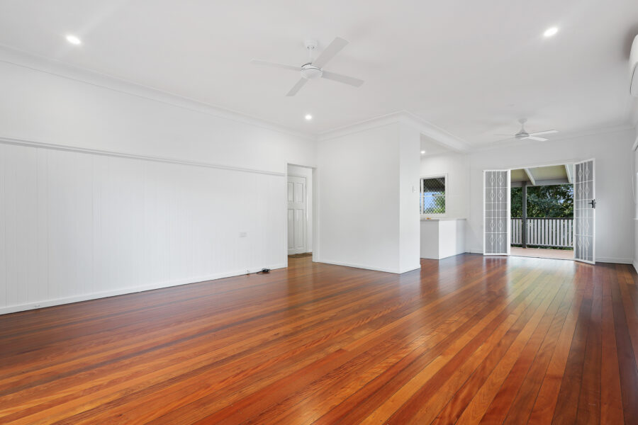 31 Gatwick Street STAFFORD HEIGHTS , QLD 4053 AU