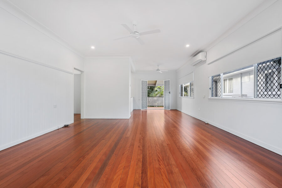 31 Gatwick Street STAFFORD HEIGHTS , QLD 4053 AU