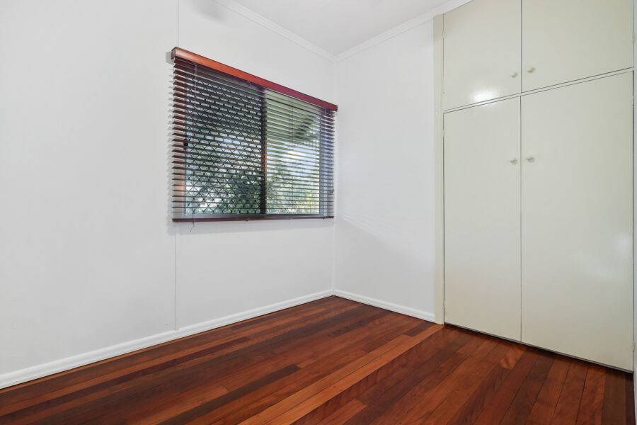 31 Gatwick Street STAFFORD HEIGHTS , QLD 4053 AU