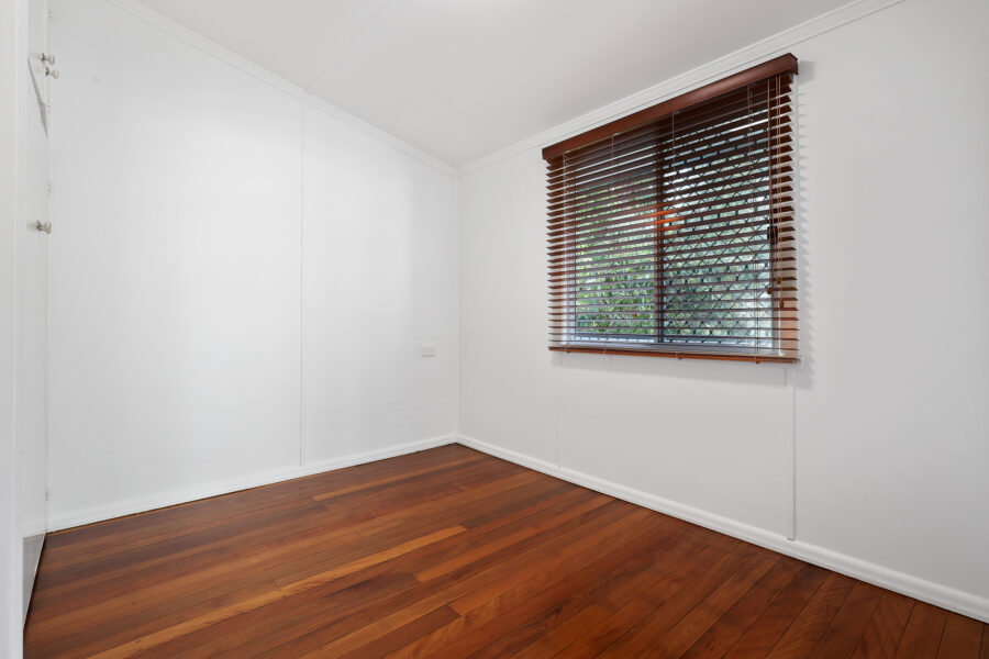 31 Gatwick Street STAFFORD HEIGHTS , QLD 4053 AU