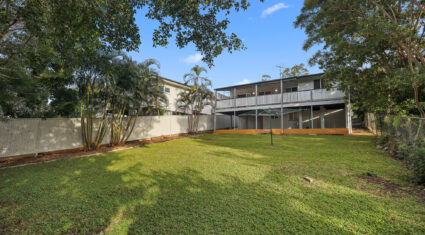 31 Gatwick Street STAFFORD HEIGHTS , QLD 4053 AU