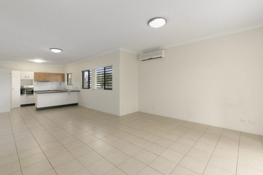 5/24 Oliver Street NUNDAH , QLD 4012 AU