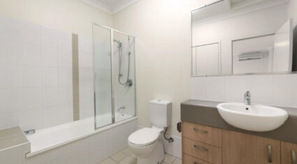 5/24 Oliver Street NUNDAH , QLD 4012 AU
