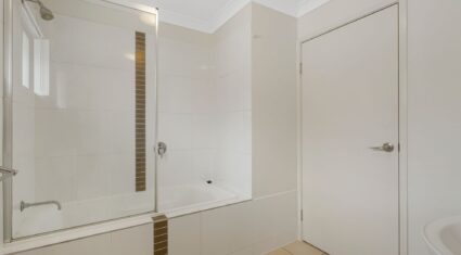 2/159 Marsden Road KALLANGUR , QLD 4503 AU