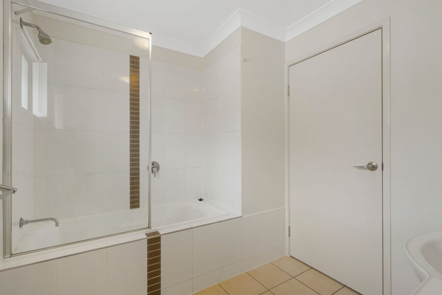 2/159 Marsden Road KALLANGUR , QLD 4503 AU