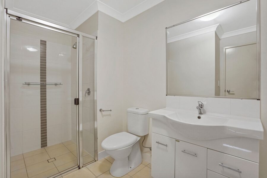 2/159 Marsden Road KALLANGUR , QLD 4503 AU