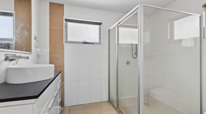 12/118 Jones Rd CARINA HEIGHTS , QLD 4152 AU