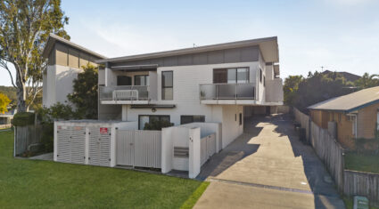 6/45 Hill Crescent CARINA HEIGHTS , QLD 4152 AU