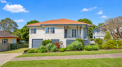 8 Stourbridge Street MOUNT GRAVATT , QLD 4122 AU