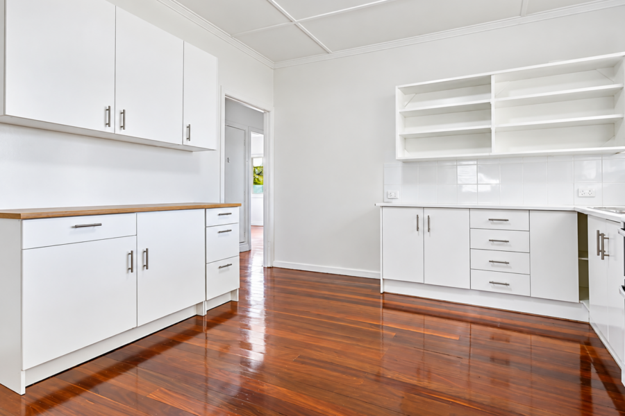 8 Stourbridge Street MOUNT GRAVATT , QLD 4122 AU