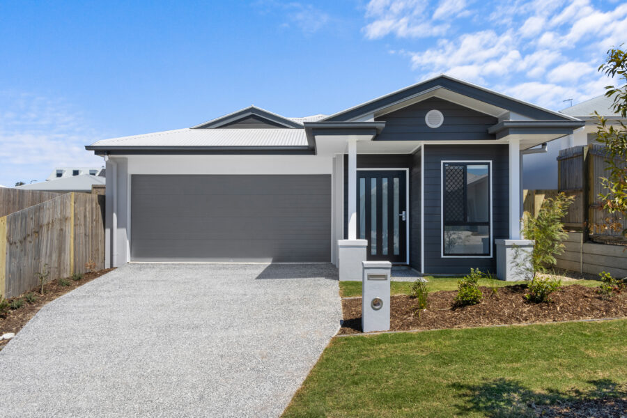 16 Olearia Street MORAYFIELD , QLD 4506 AU